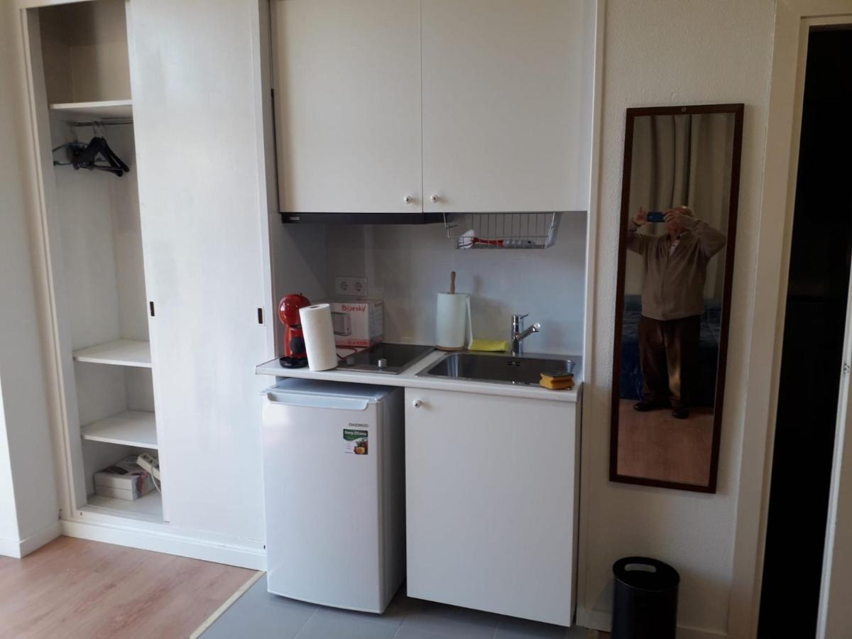 Apartamento Turistico Jardines De Asura Мадрид Екстериор снимка