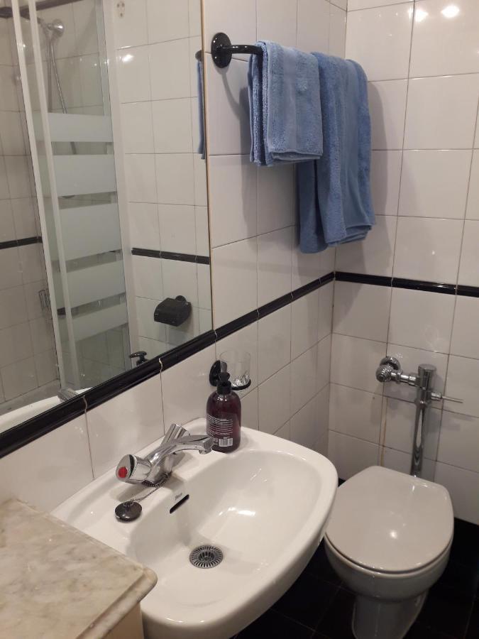 Apartamento Turistico Jardines De Asura Мадрид Екстериор снимка